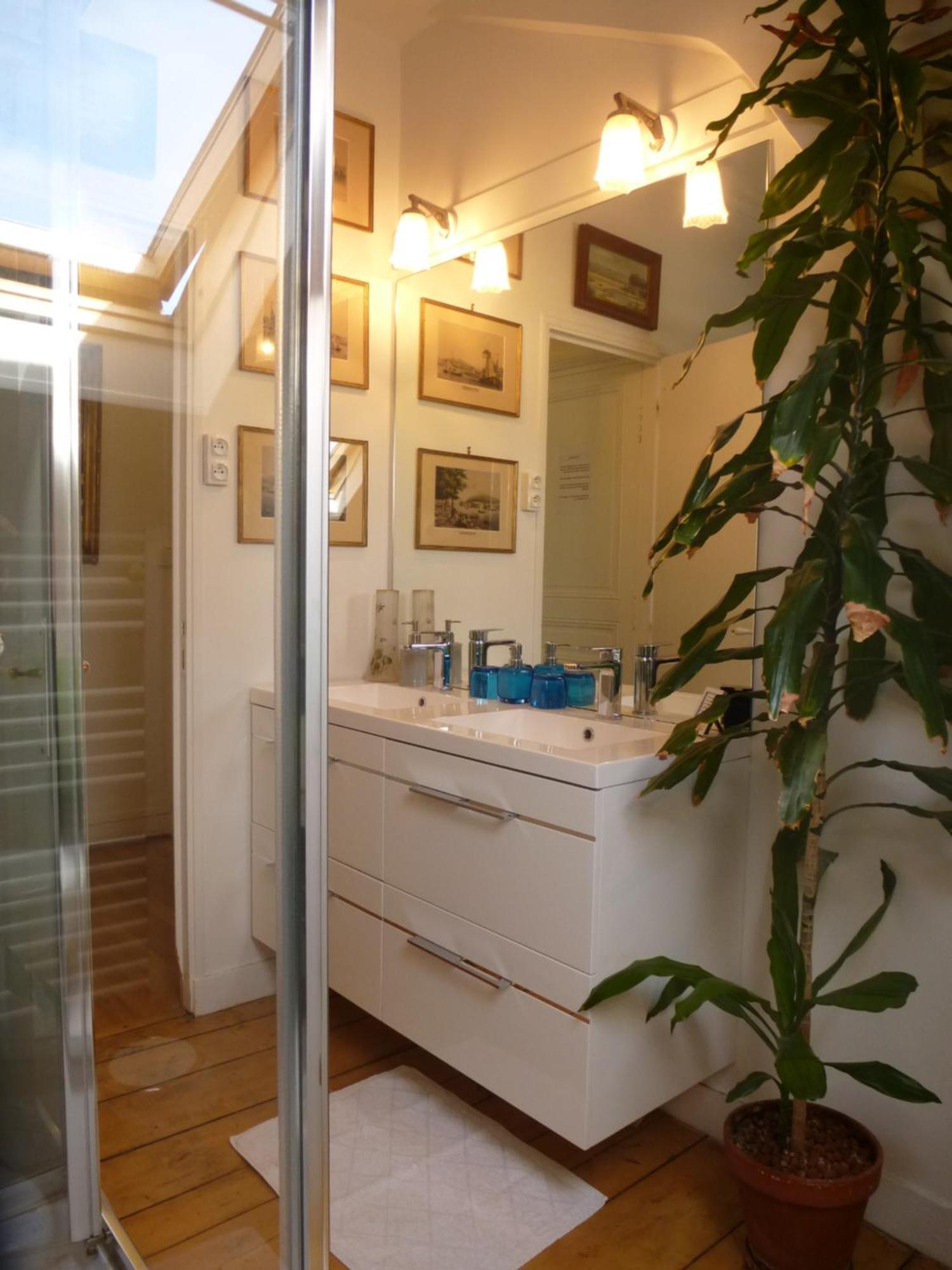 La Petite Vigne Bed & Breakfast 3*
